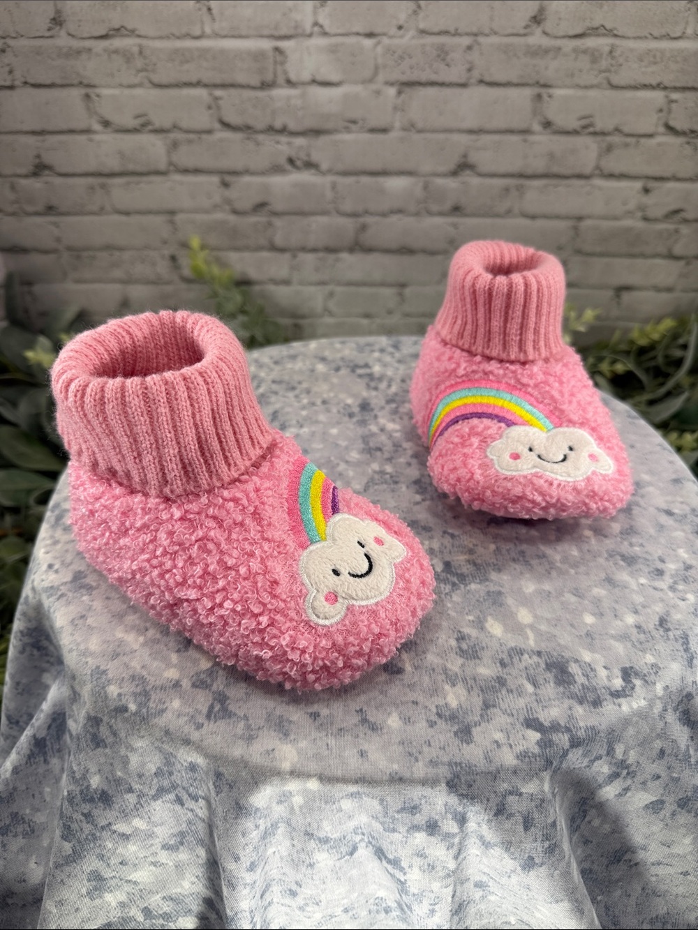 WONDER NATION Pink Fuzzy “Happy Cloud” Sock Collar Bootie Slippers Baby Girls 5M
